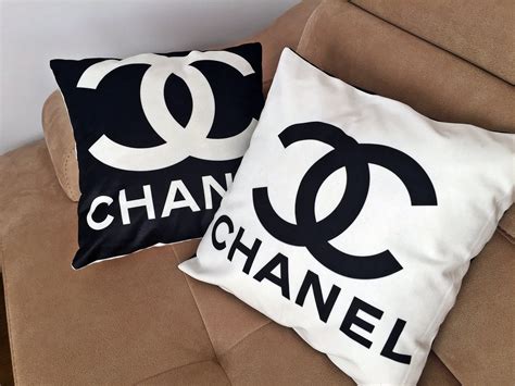 chanel decorative pillows